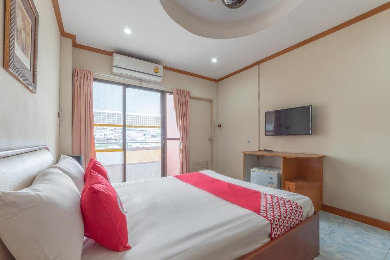 Oyo 1125 Chokdee Inn Pattaya Eksteriør bilde