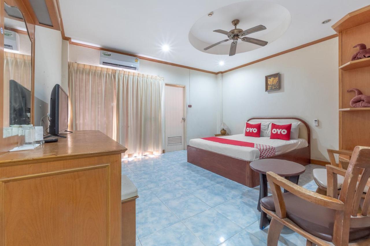 Oyo 1125 Chokdee Inn Pattaya Eksteriør bilde