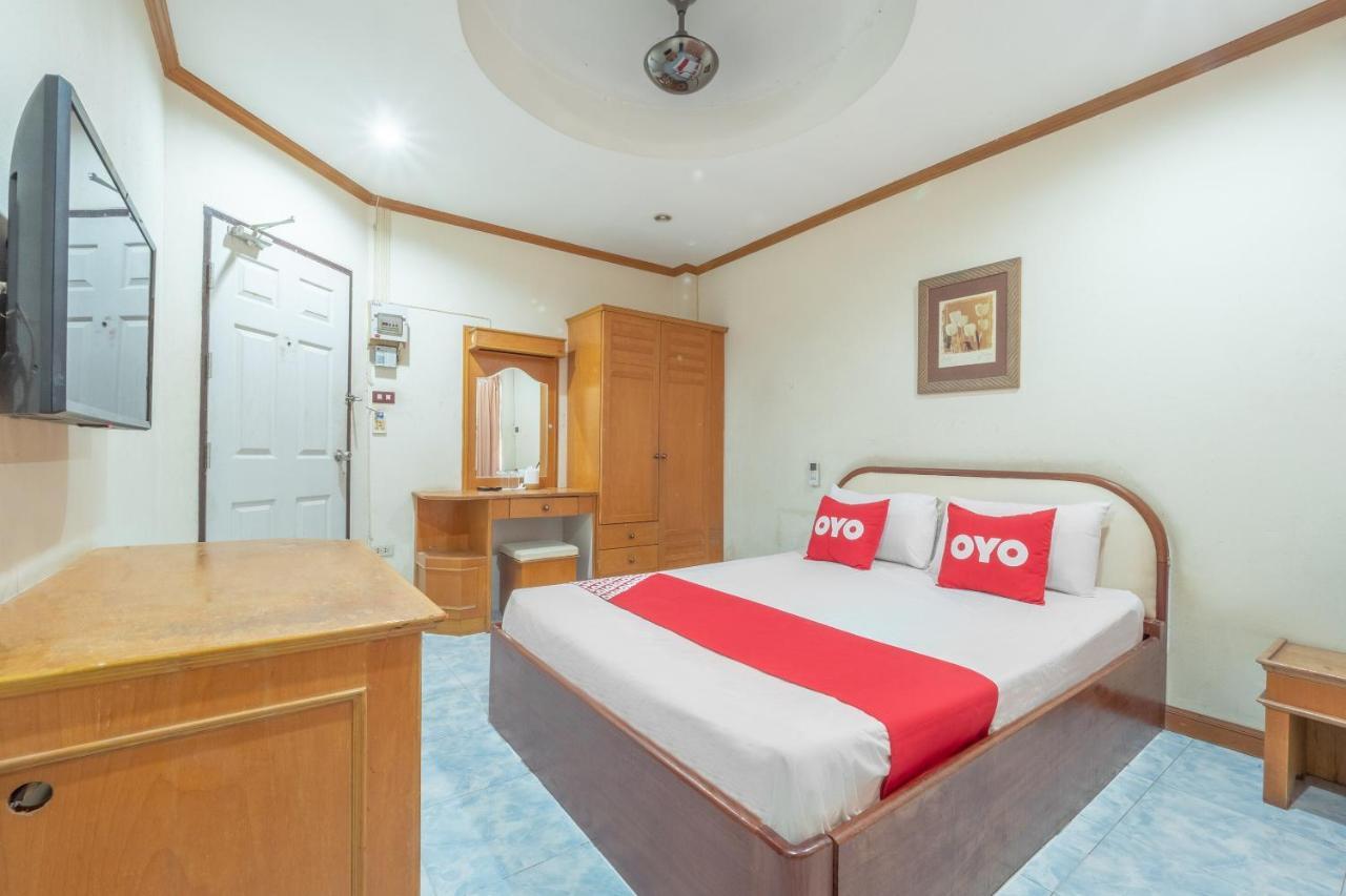 Oyo 1125 Chokdee Inn Pattaya Eksteriør bilde