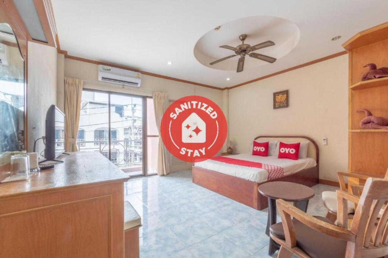 Oyo 1125 Chokdee Inn Pattaya Eksteriør bilde